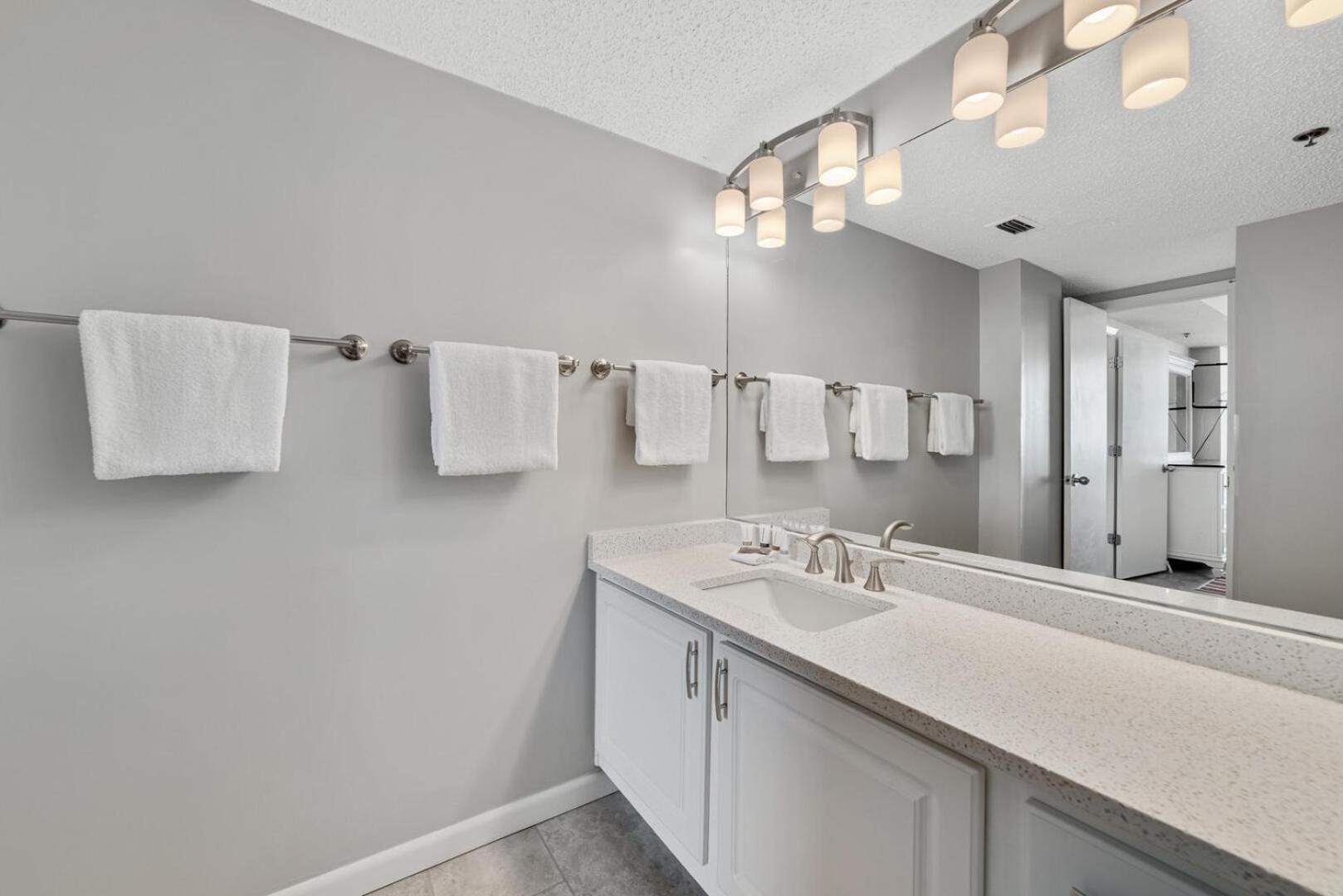 오렌지 비치 Stunning Views, 3Bd/2Ba W/ Private Balcony 빌라 외부 사진